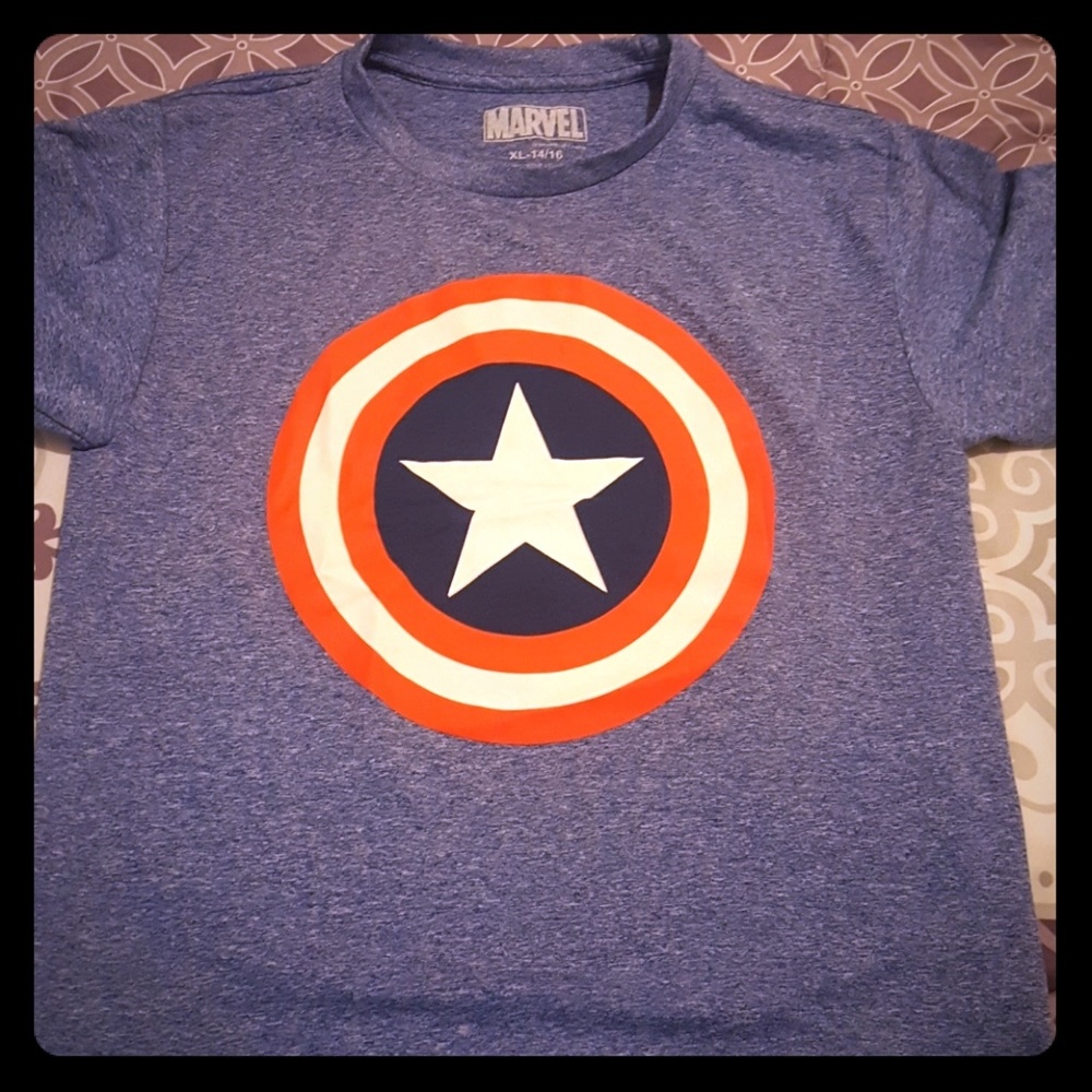 Captain America tee